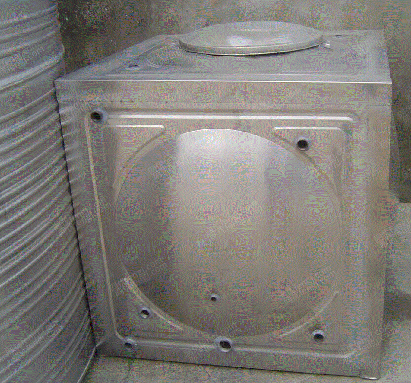 厂家直销1吨不锈钢方形冷水箱 其它设备及配件出售