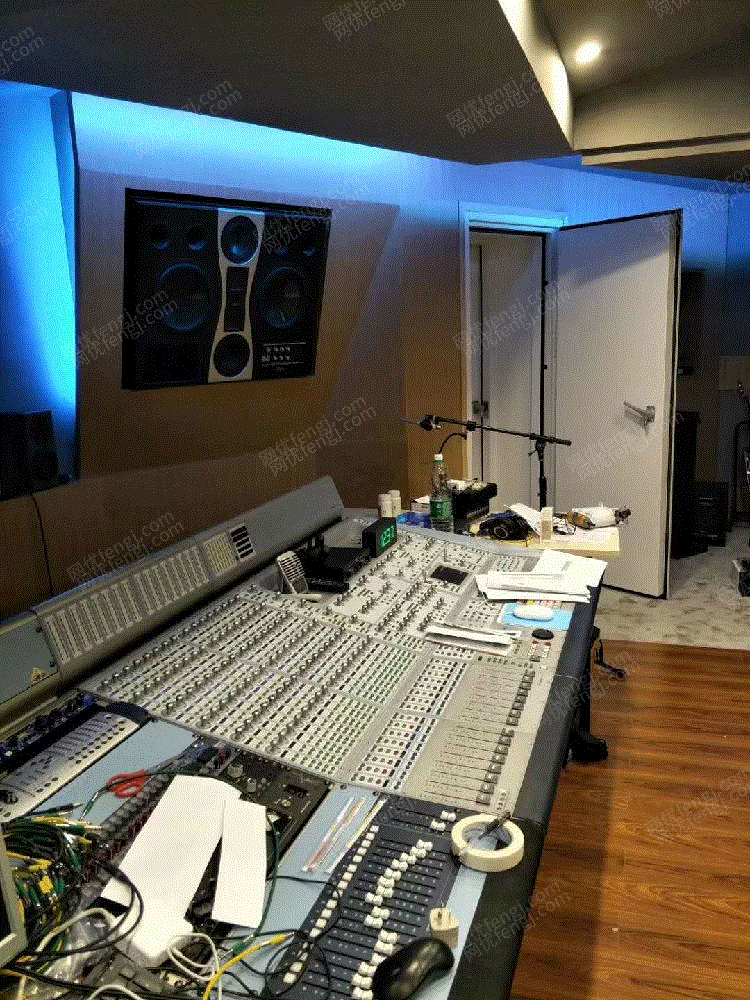 供应深圳绿静钢制隔音门录音室声闸隔音门机房隔音门定制加工 隔声门设备回收