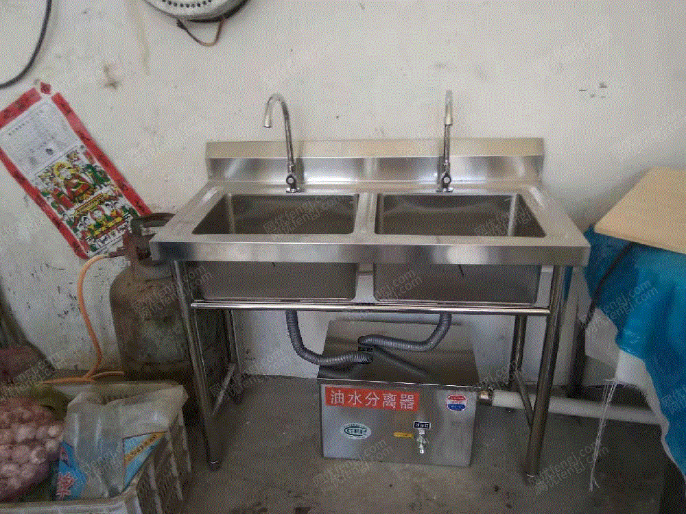 供应济南地下式油水分离器安装方法节省空间 油水分离设备出售