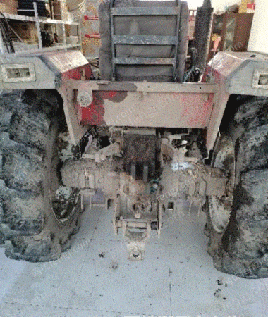 二手拖拉机出售