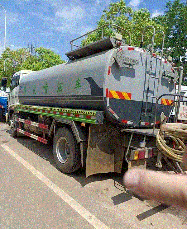 二手市政车出售
