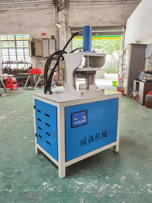 成型设备回收