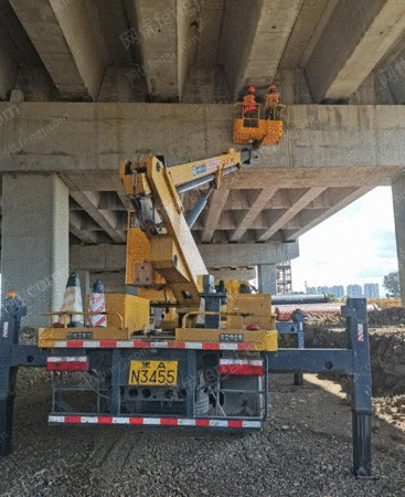 二手起重设备出售