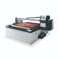 高落差UV打印机 数码直喷平板彩印机出售