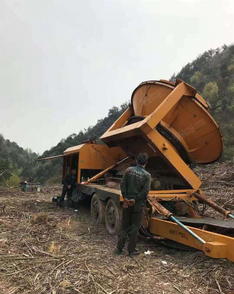 山东济宁转让9成新树根破碎机一台