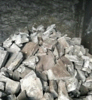 河南安阳求购铝厂，陶瓷厂废旧碳化硅100吨