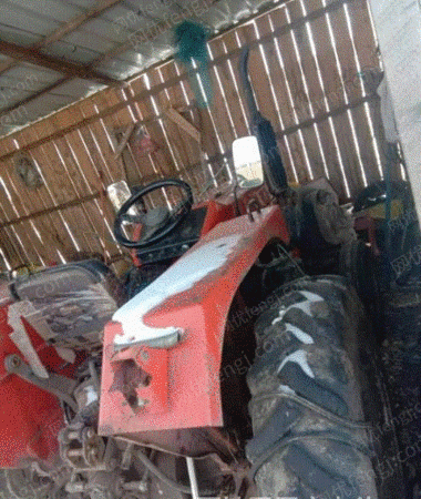 二手拖拉机出售