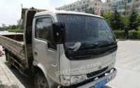 青海西宁4.2米蓝牌跃进单排气刹货车出售