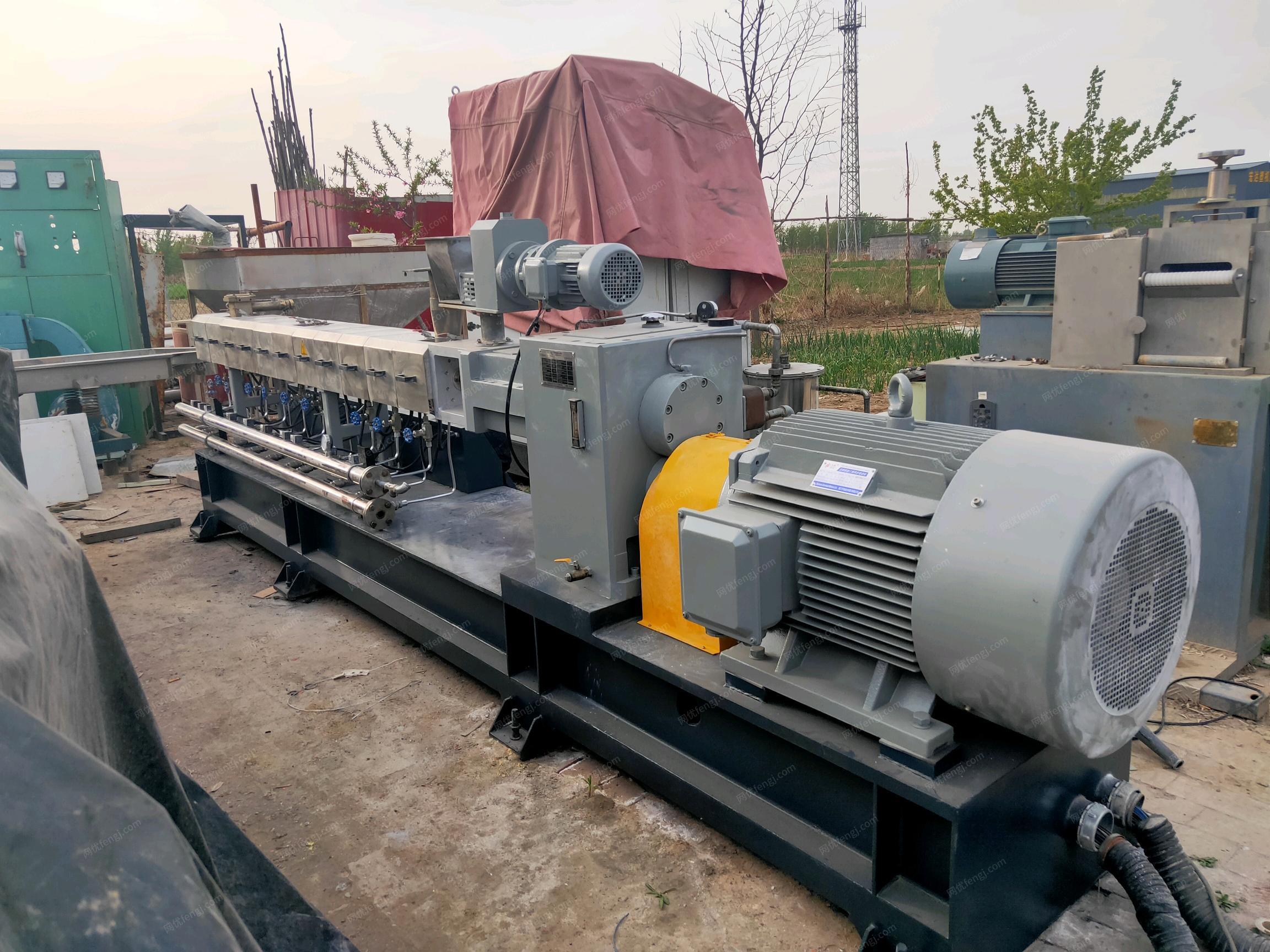 二手?jǐn)D出片材機(jī)出售