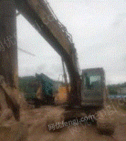 重庆沙坪坝区现代215/7一台挖掘机出售