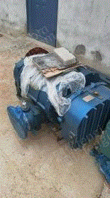 二手羅茨鼓風(fēng)機(jī)回收