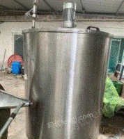 内蒙古呼和浩特1吨不锈钢加热搅拌罐出售