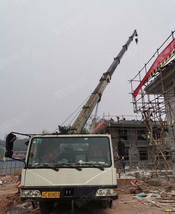 二手汽车吊/随车吊出售