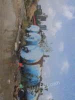 湖北黄州南湖沥青搅拌站，废铁价出售3个50吨油罐，尺寸长度10米*直径2.71米