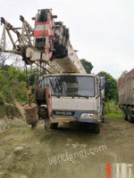 贵州黔东南苗族侗族自治州转让09年中联20吨吊车
