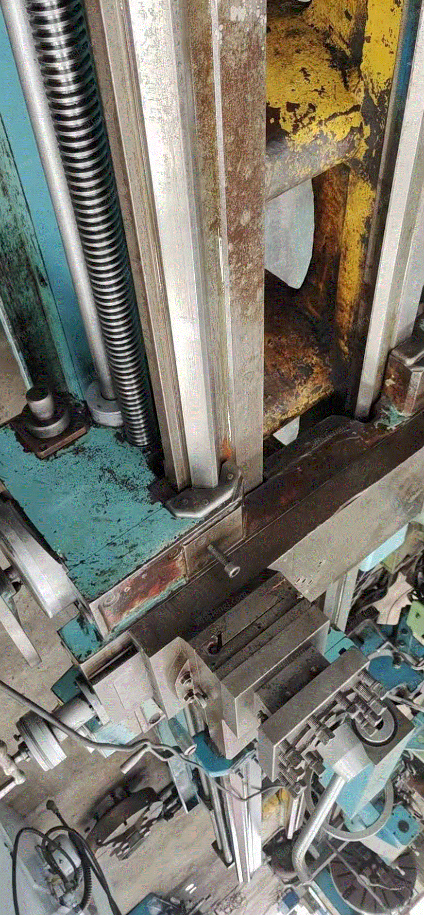 山东潍坊处理二手安阳鑫盛cw6263bx5米马鞍车床二手鑫盛5米车床