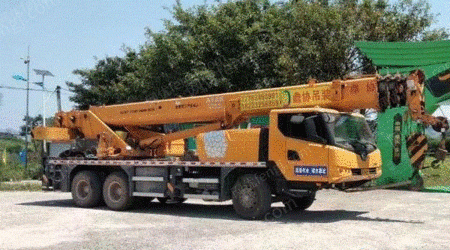 二手汽车吊/随车吊出售