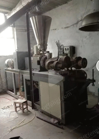 二手塑料包装设备出售