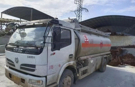 液体槽罐车出售