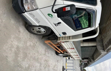 自卸车/翻斗车出售