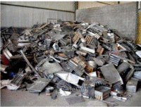 A large number of high-priced recycled scrapped equipment