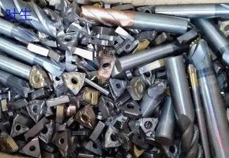 広東省で刃物、ドリルを大量回収