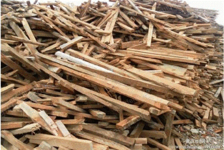 木方型枠50トン、長期にわたり高値回収江蘇省泰州市