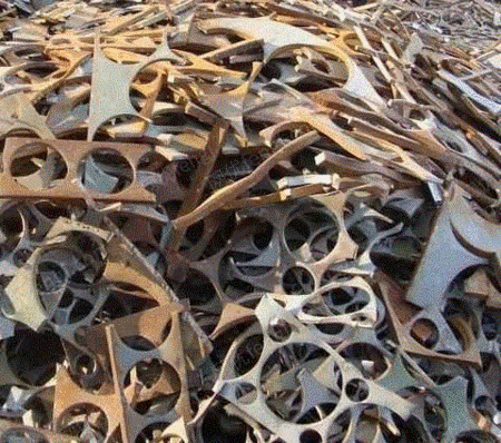 廃棄鉄鋼50トンを大量回収-湖南省長沙市