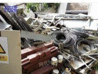 Recycling scrapped elevators, contact with goods