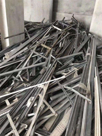 廃棄ステンレス鋼を大量に回収福建省福州市