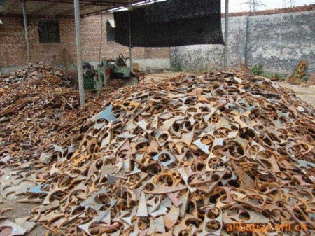 江蘇省で長年工事現場のスクラップを専門的に回収