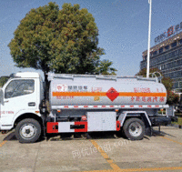 广东深圳东风5吨8吨加油车出售