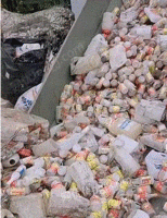 高价回收各种废塑料，塑料瓶，废纸箱等