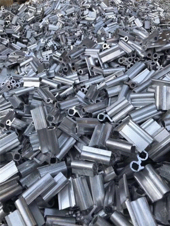 江西省新余誠信、廃アルミニウムを10トン回収