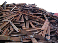 A large number of 100 tons of scrap steel from construction sites were recycled in Hunan