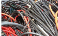 A large number of wires and cables are recycled at high prices all the year