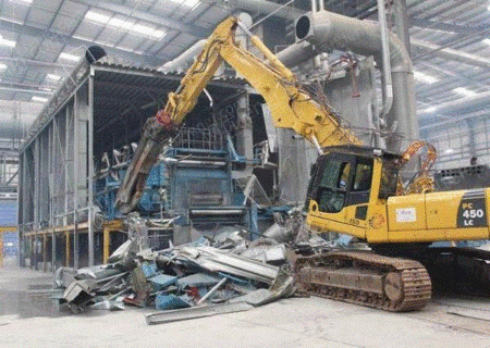 江蘇省泰州の専門回収活動用板屋の一群