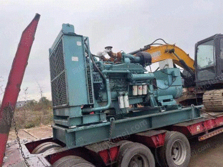 中古のカミングス発電機を販売