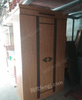 广西南宁转让实木二手衣柜1.9高，长1.14，深度50