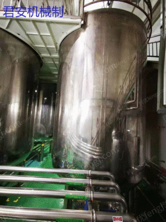 現在販売中の中古30立方ステンレス製タンクで、材質は316、厚さは8mm。ご連絡お待ちしております！