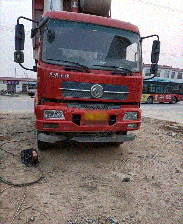 自卸车/翻斗车出售