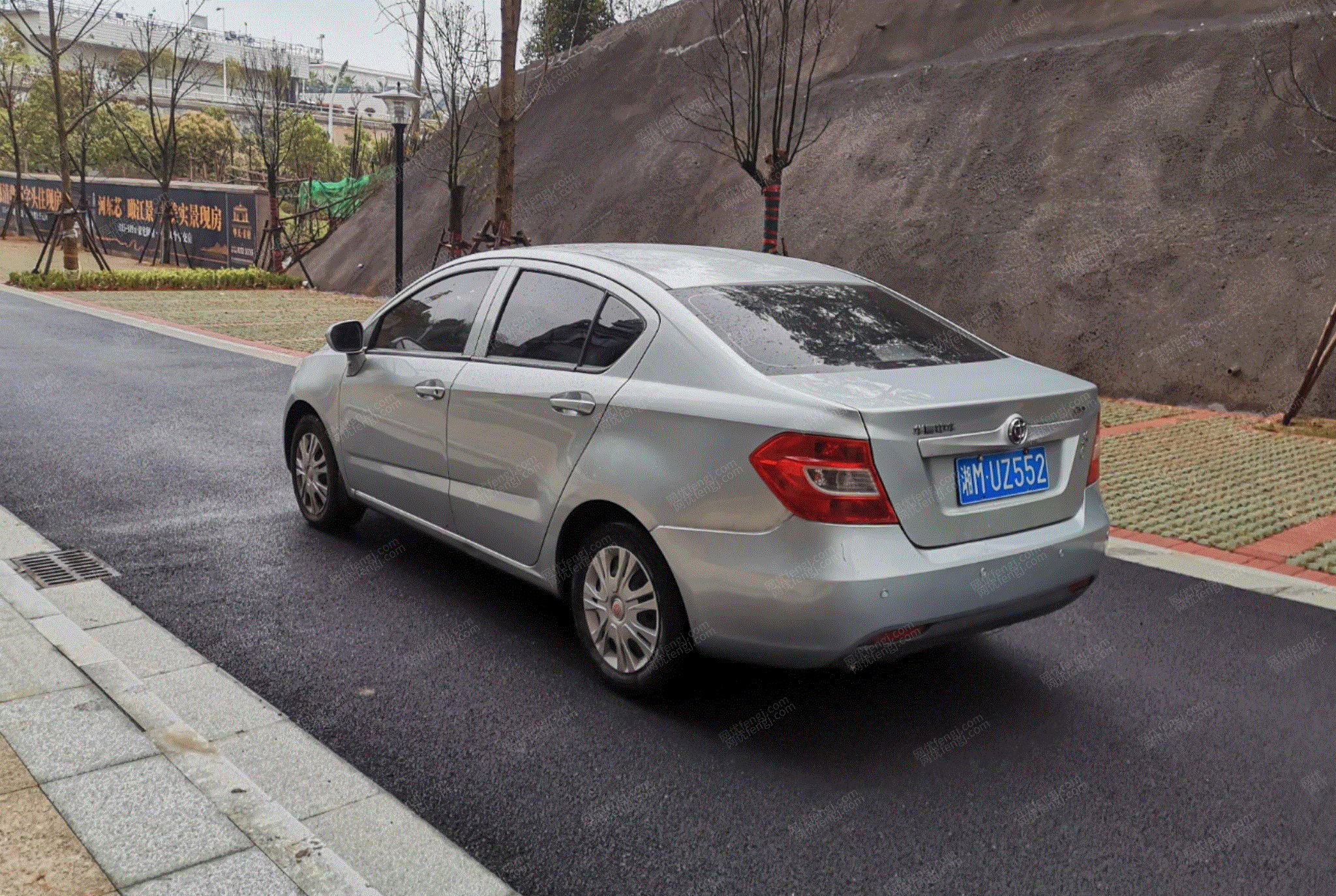 湖南永州中华 h330 2013款 1.5l 手动舒适型