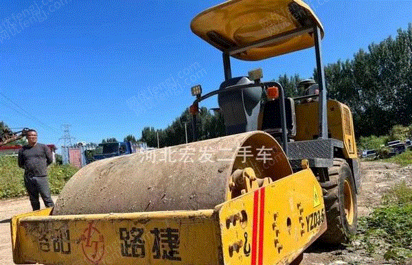 二手压路机价格