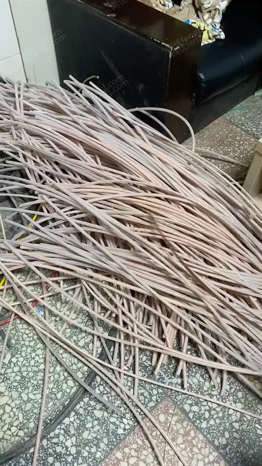 废旧橡胶铜电缆出售
