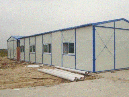 使用済みの活動用板張り住宅を長期的に大量回収陝西省西安市