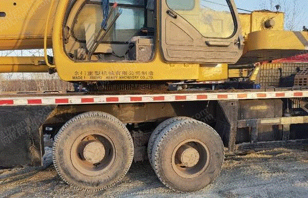 山东聊城转让徐工25k1吊车