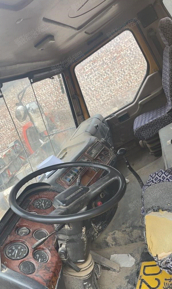 河南安阳转让07年徐工25k手续齐全价格比废铁高点就可以