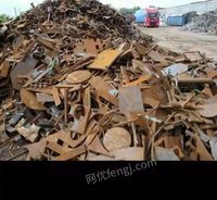 回收大量废铁废钢