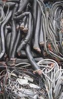回收废旧电线电缆，铝合金，废铁等