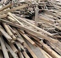 回收工地废旧木方木板，废铁，钢管
